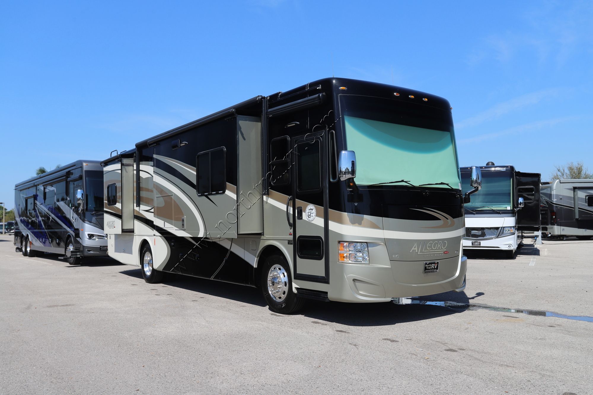 Used 2015 Tiffin Motor Homes Allegro Red 36QSA Class A  For Sale