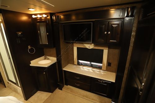 2015 Tiffin Motor Homes Allegro Red 36QSA