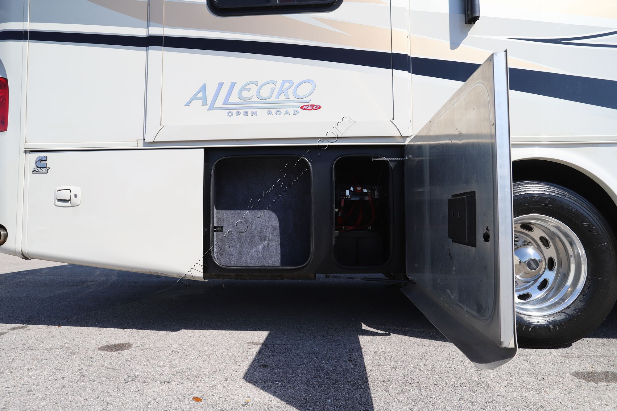 Used 2015 Tiffin Motor Homes Allegro Red 36QSA Class A  For Sale