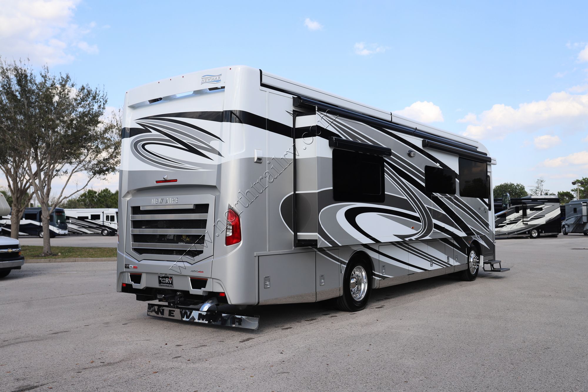 Used 2022 Newmar New Aire 3543 Class A  For Sale