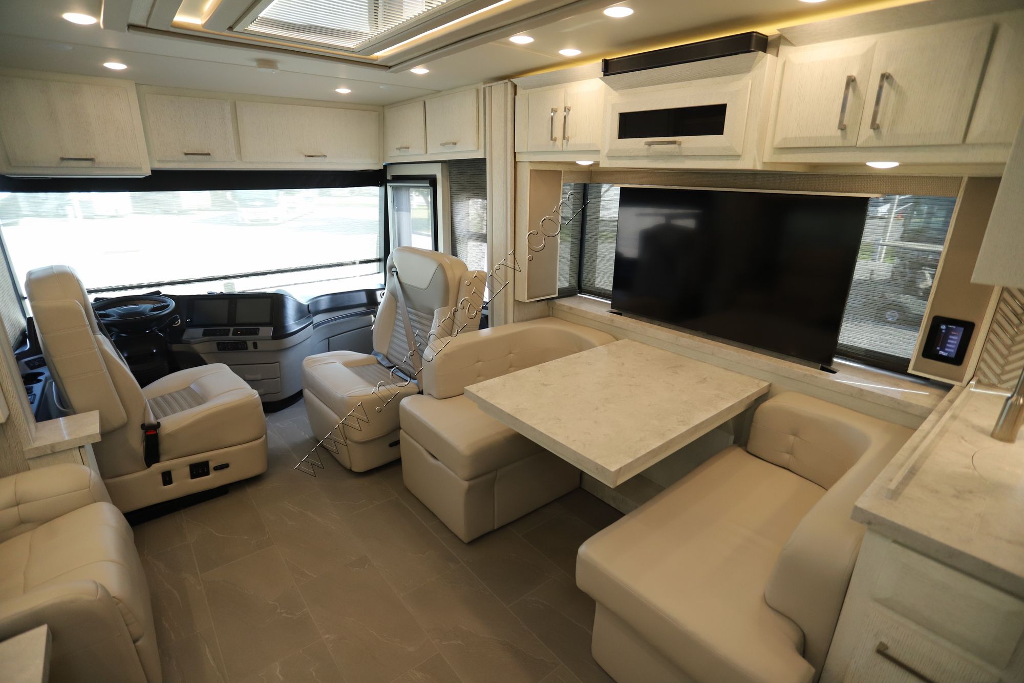 Used 2022 Newmar New Aire 3543 Class A  For Sale