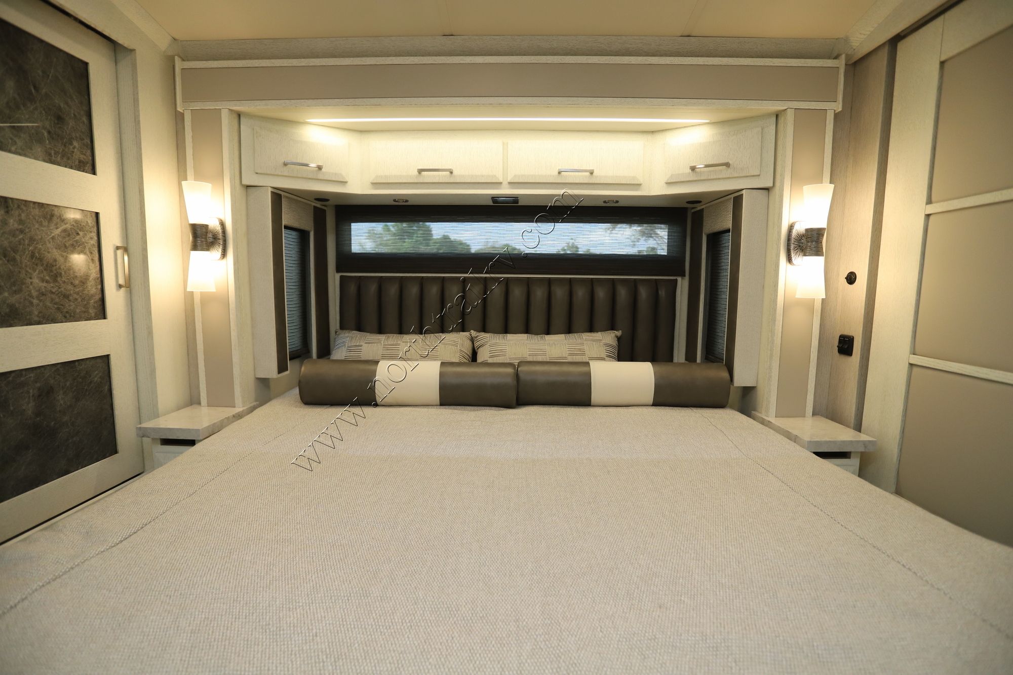 Used 2022 Newmar New Aire 3543 Class A  For Sale