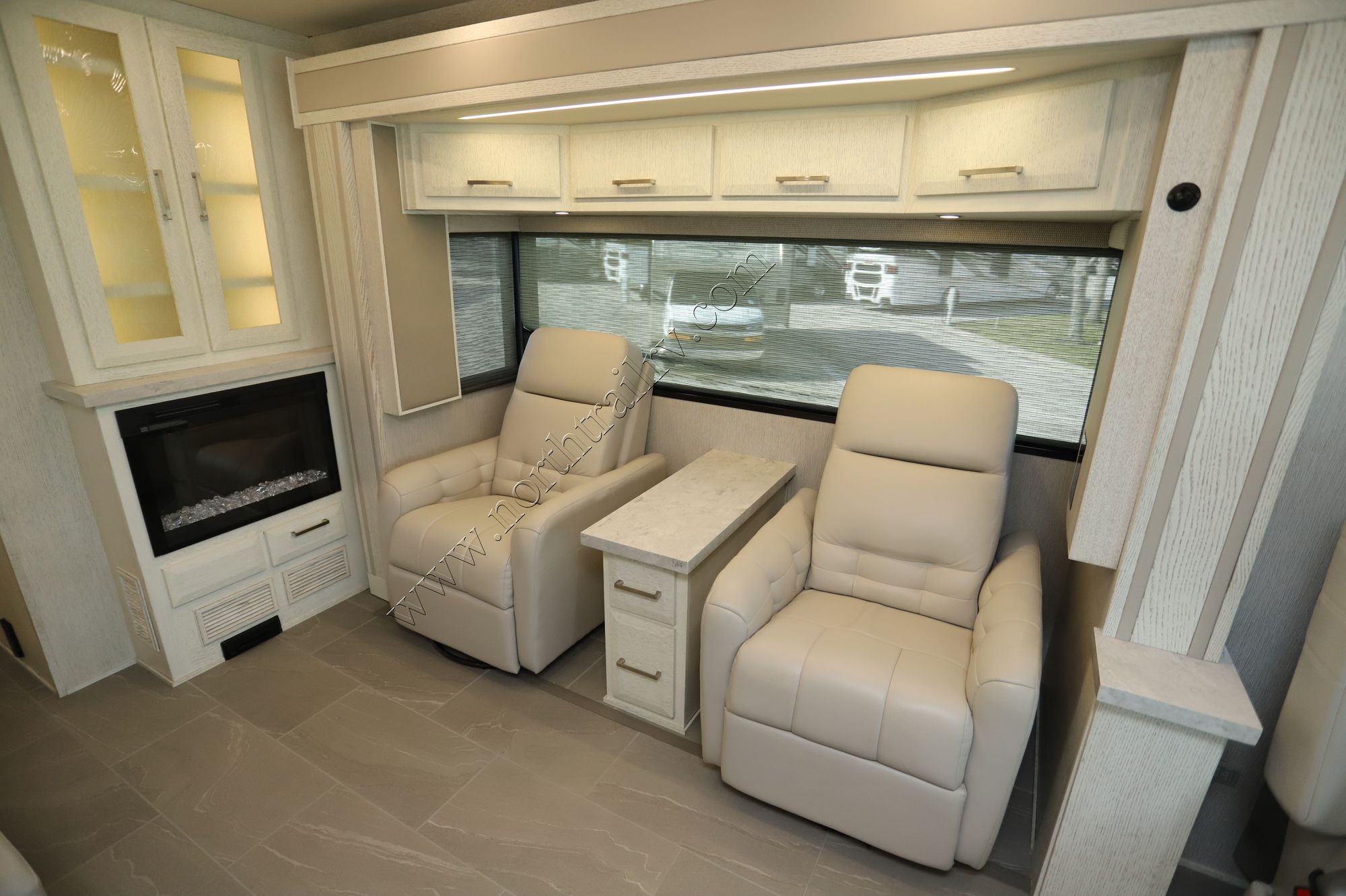 Used 2022 Newmar New Aire 3543 Class A  For Sale