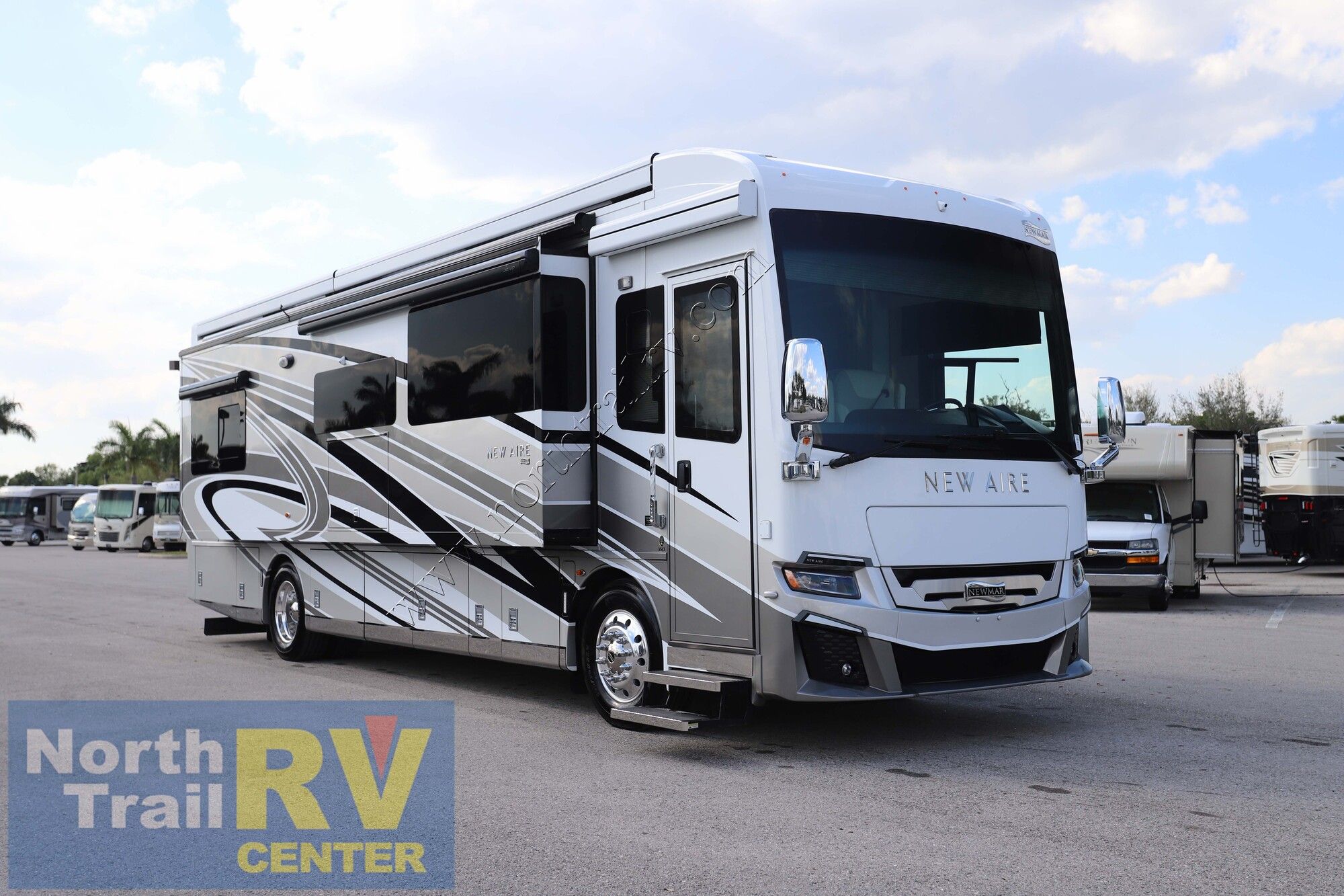Used 2022 Newmar New Aire 3543 Class A  For Sale