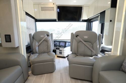 2022 Newmar King Aire 4531