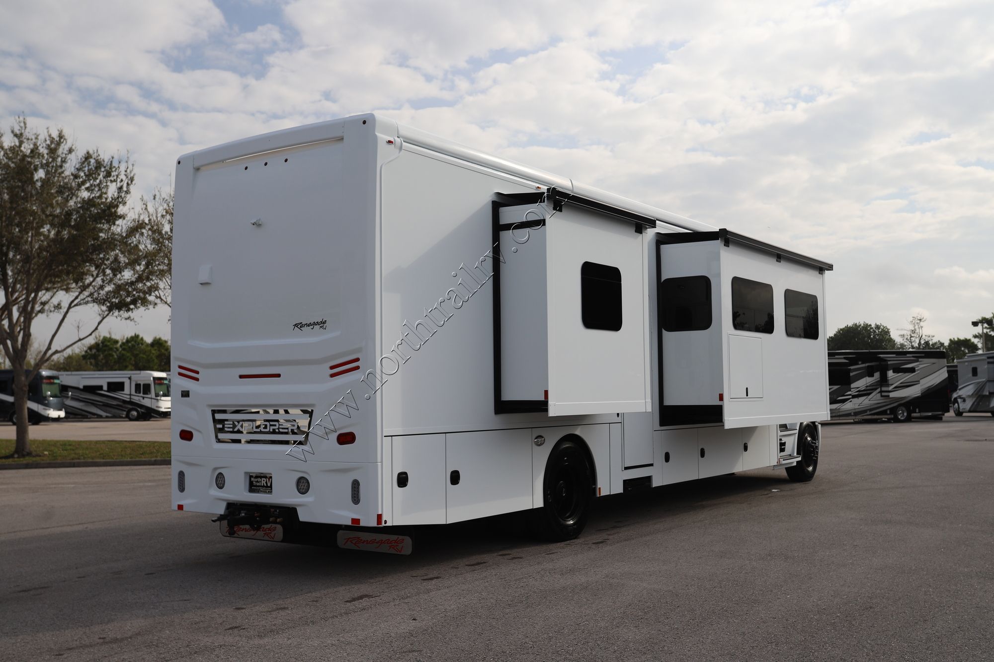 New 2025 Renegade Rv Explorer 40ERB Super C  For Sale