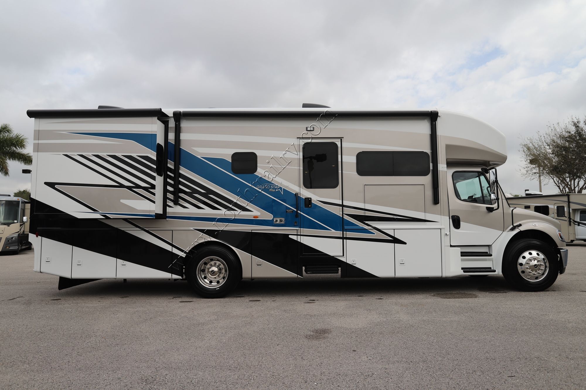 New 2026 Newmar Grand Star 3444 Super C  For Sale
