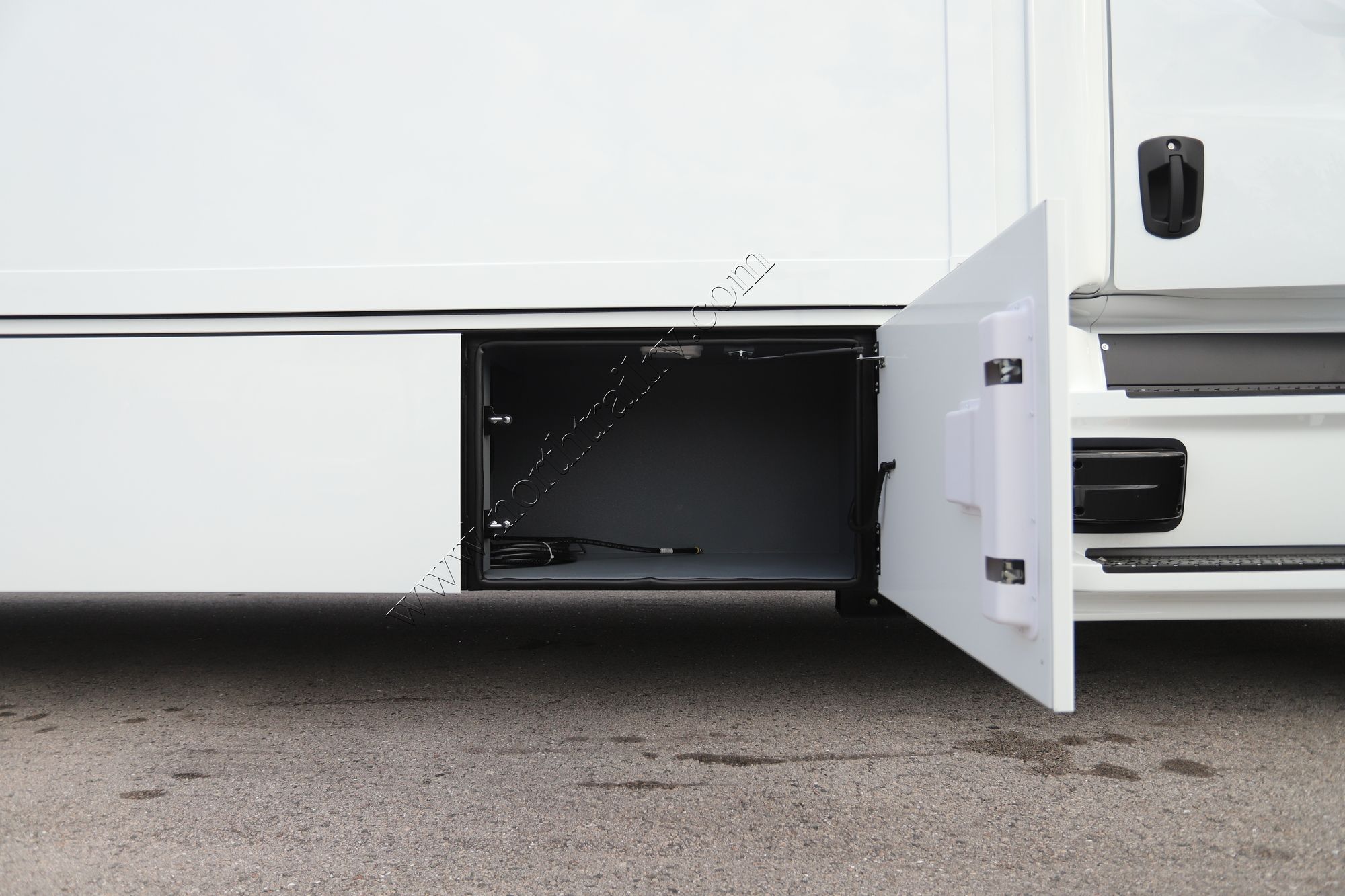 New 2025 Renegade Rv Explorer 40ERB Super C  For Sale