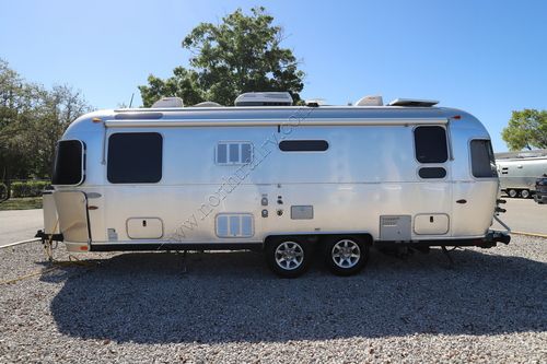 2015 Airstream Flying Cloud 25RB