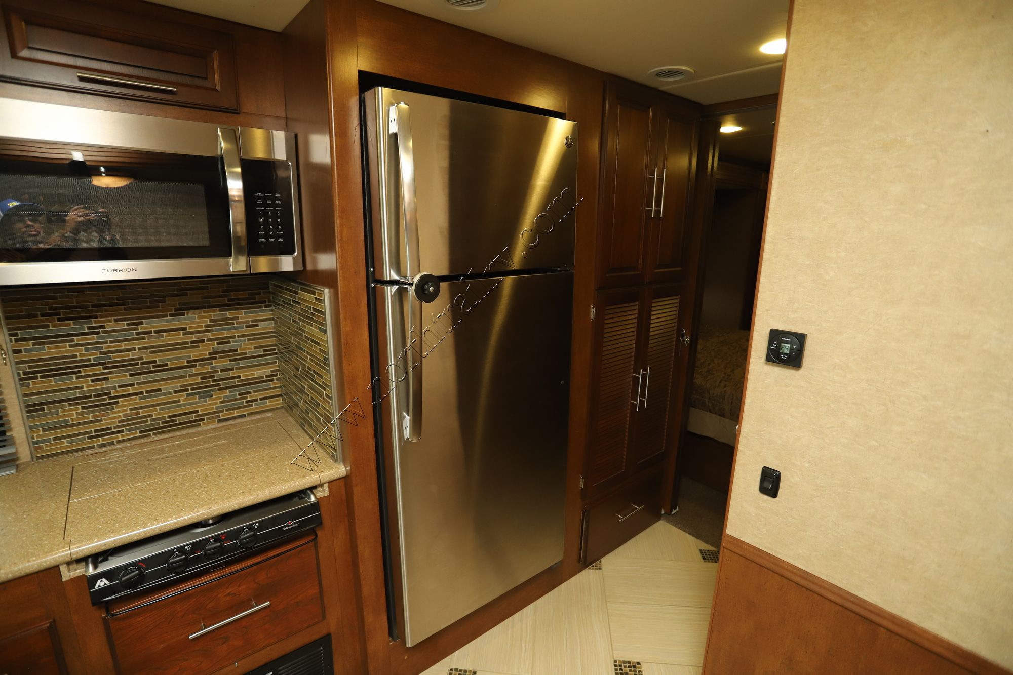 Used 2015 Coachmen Encounter 37LS Class A  For Sale