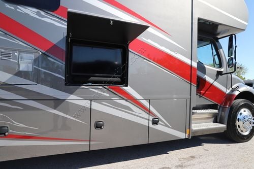 2022 Renegade Rv Valencia 35MB