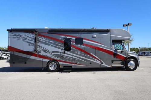 2022 Renegade Rv Valencia 35MB