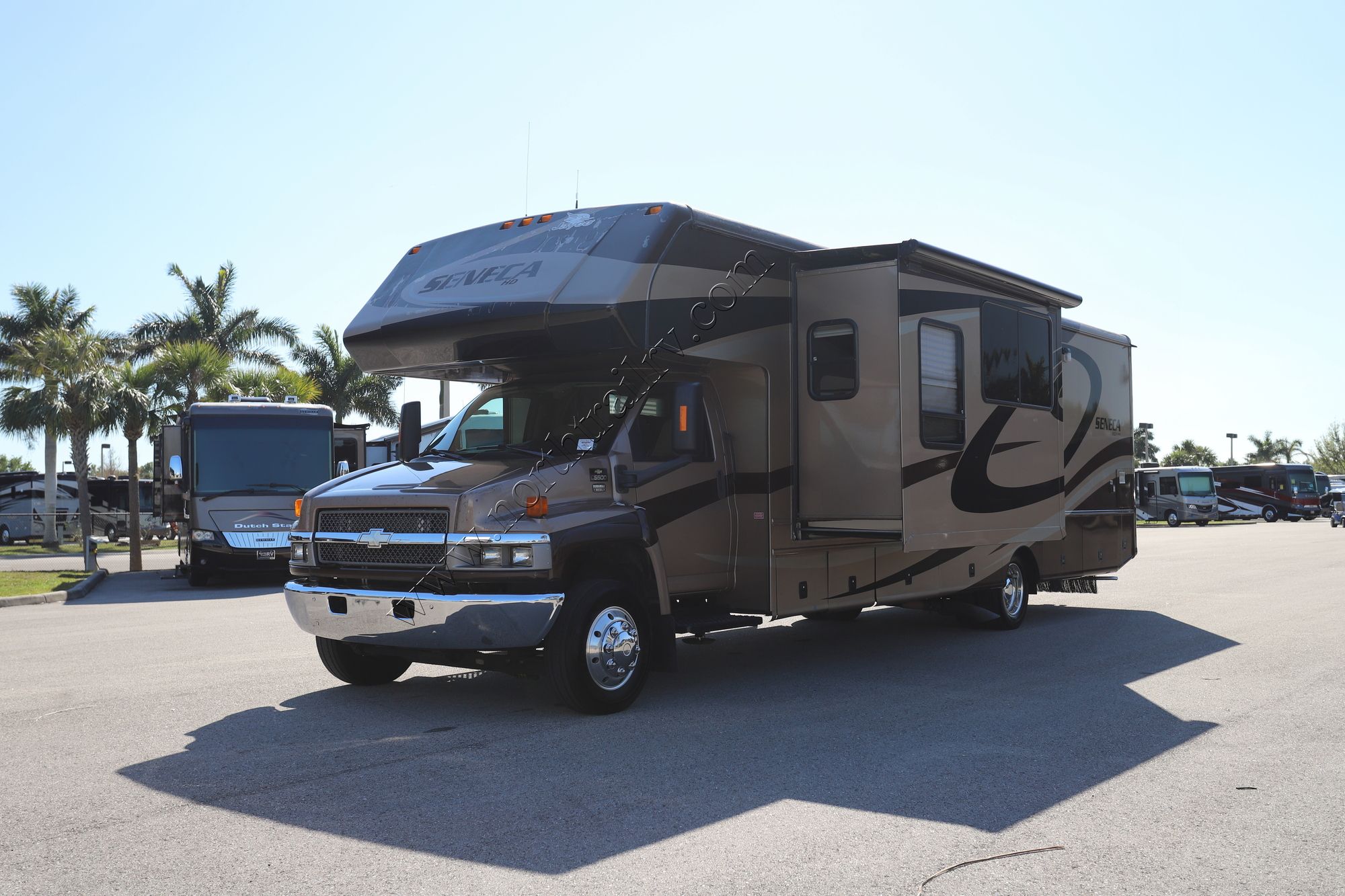 Used 2009 Jayco Seneca Hd 35GS Super C  For Sale