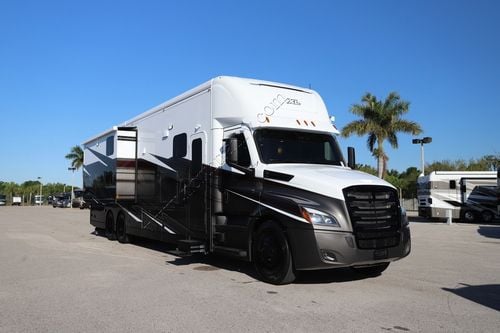 2024 Renegade Rv Xl 45BBC Super C