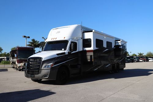 2024 Renegade Rv Xl 45BBC