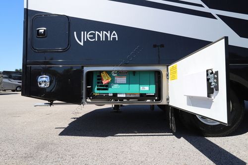 2025 Renegade Rv Vienna 25TBC