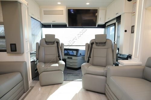 2025 Newmar Mountain Aire 4551