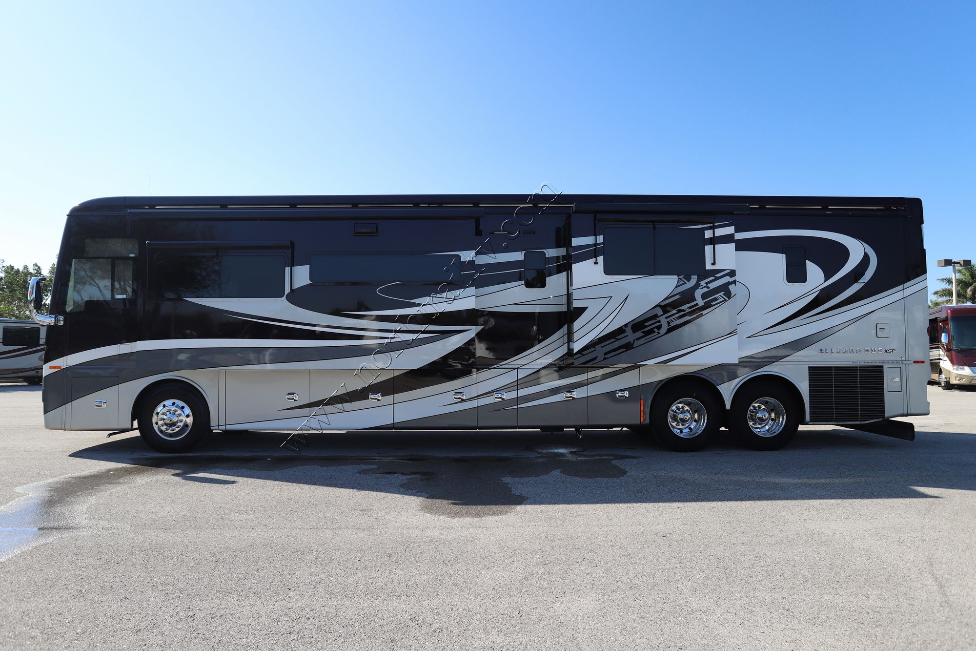 Used 2020 Tiffin Motor Homes Allegro Bus 45OPP Class A  For Sale