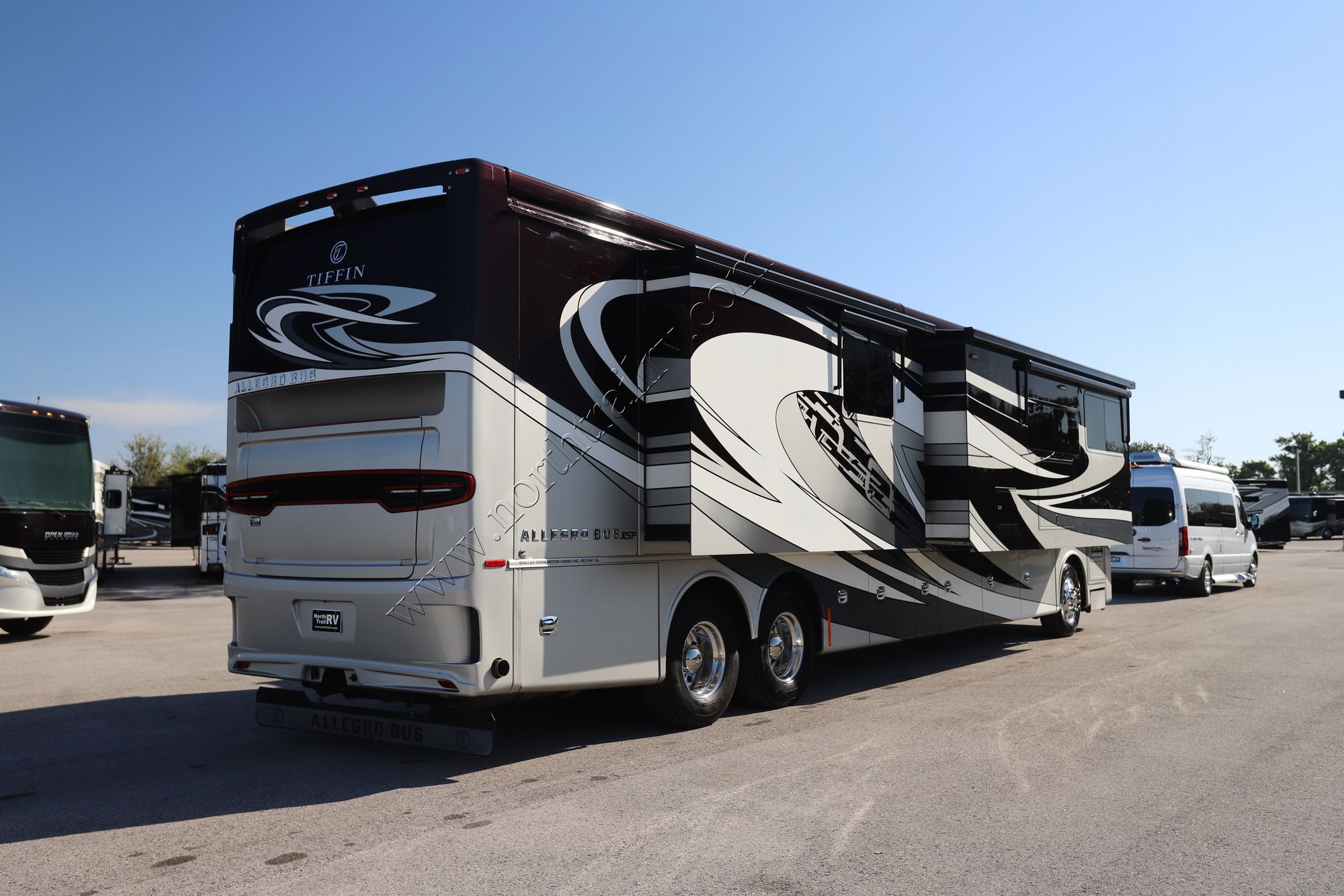 Used 2020 Tiffin Motor Homes Allegro Bus 45OPP Class A  For Sale