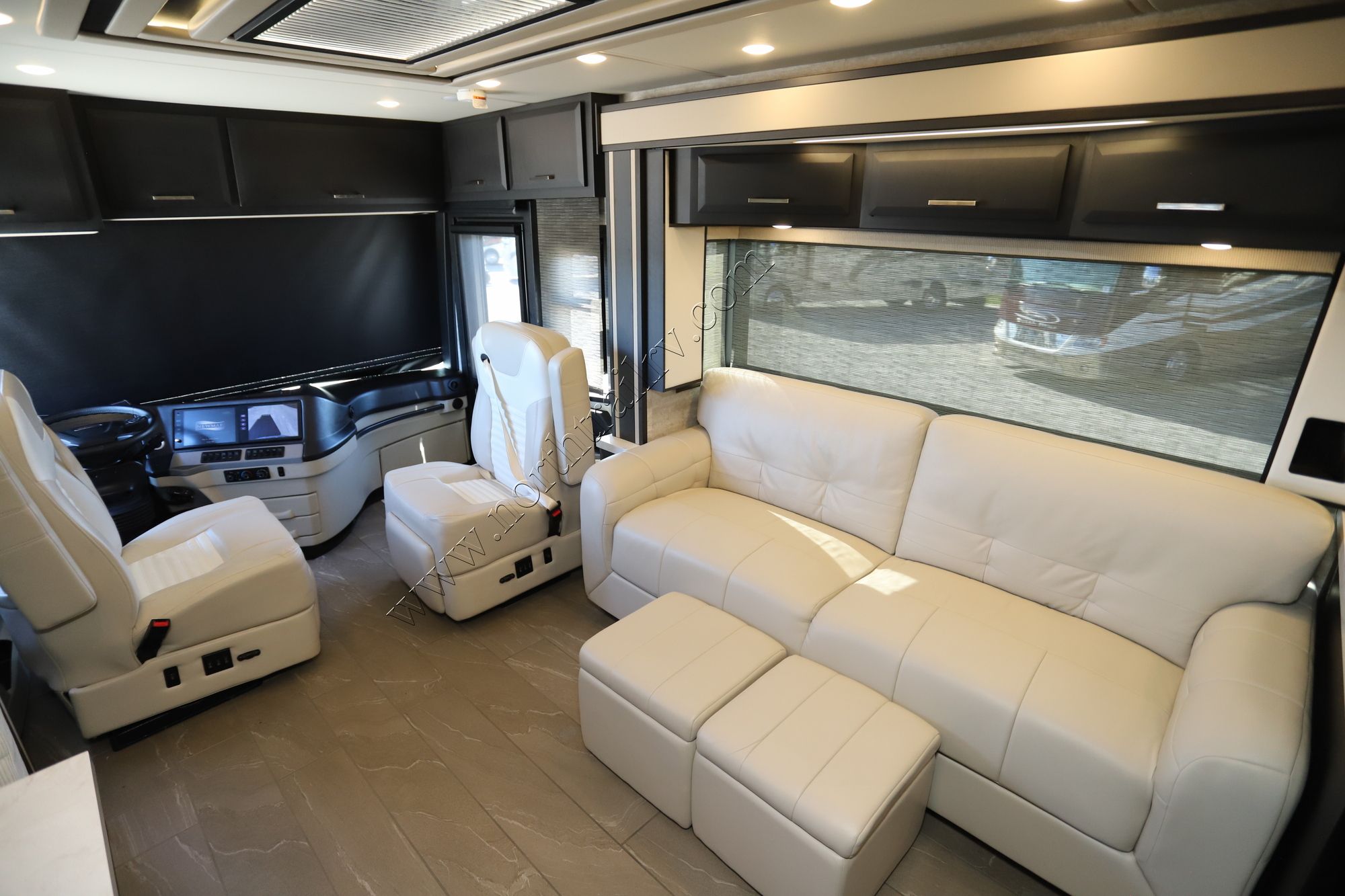 Used 2022 Newmar New Aire 3545 Class A  For Sale
