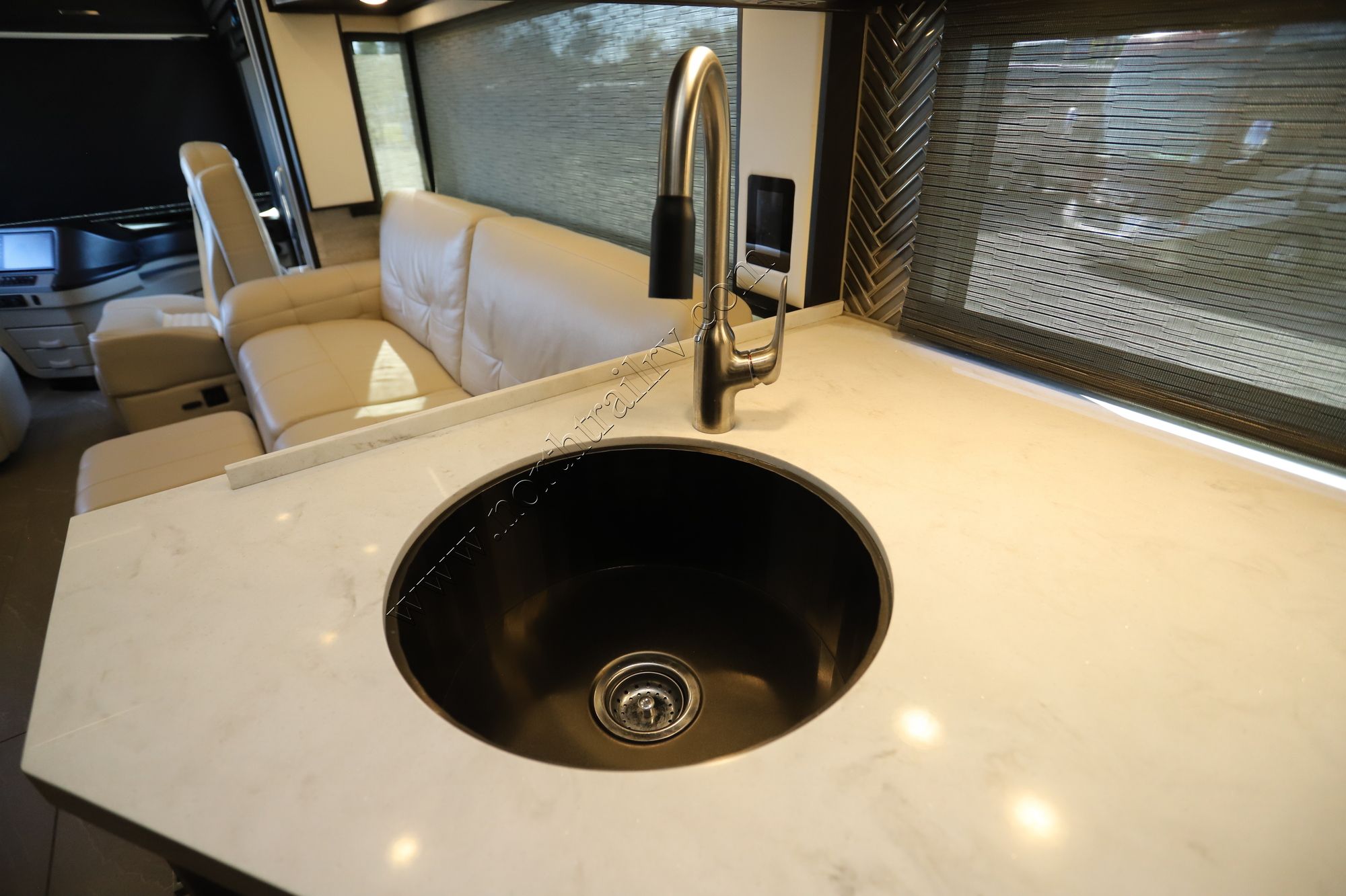 Used 2022 Newmar New Aire 3545 Class A  For Sale