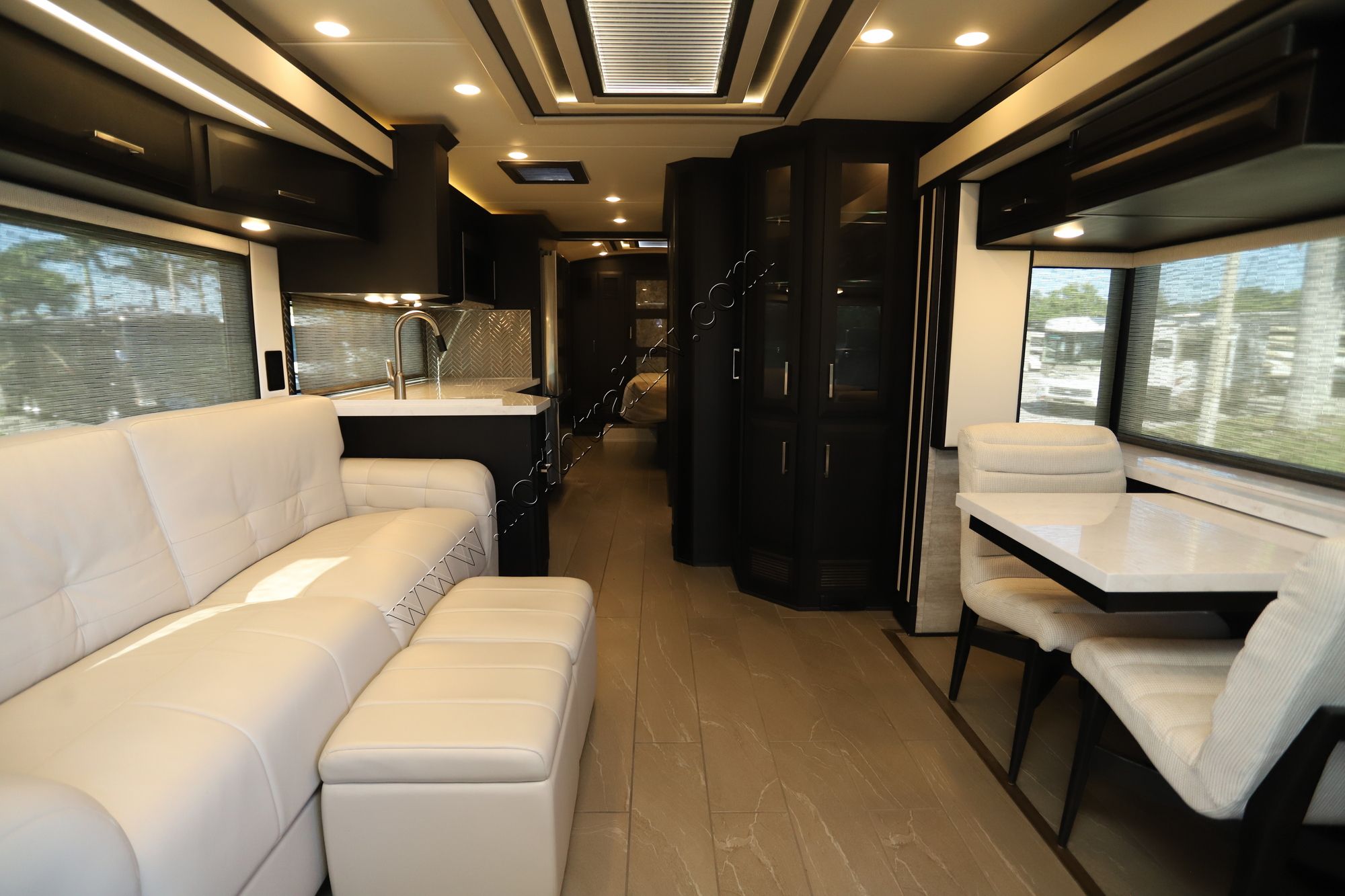 Used 2022 Newmar New Aire 3545 Class A  For Sale