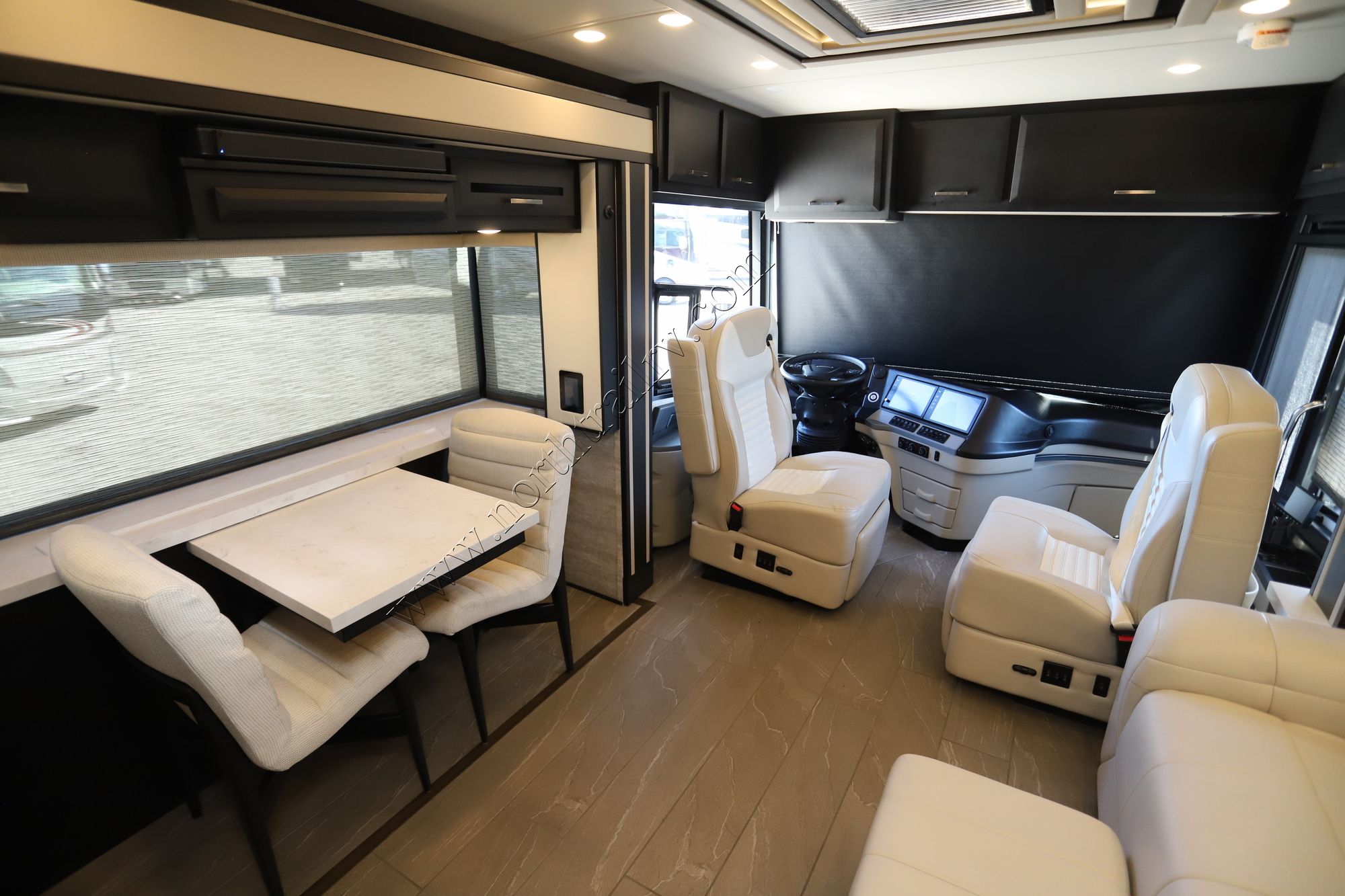 Used 2022 Newmar New Aire 3545 Class A  For Sale
