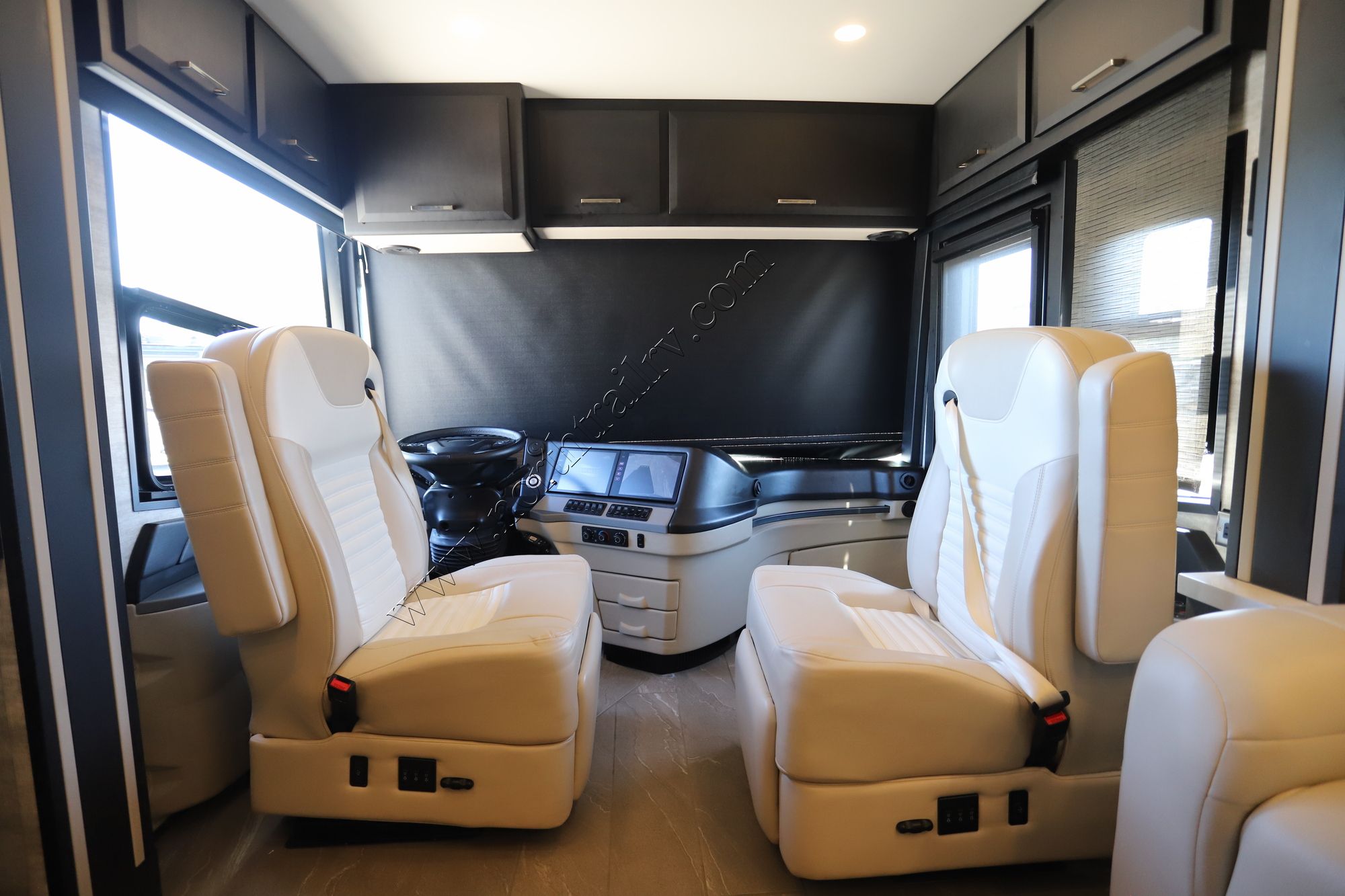 Used 2022 Newmar New Aire 3545 Class A  For Sale
