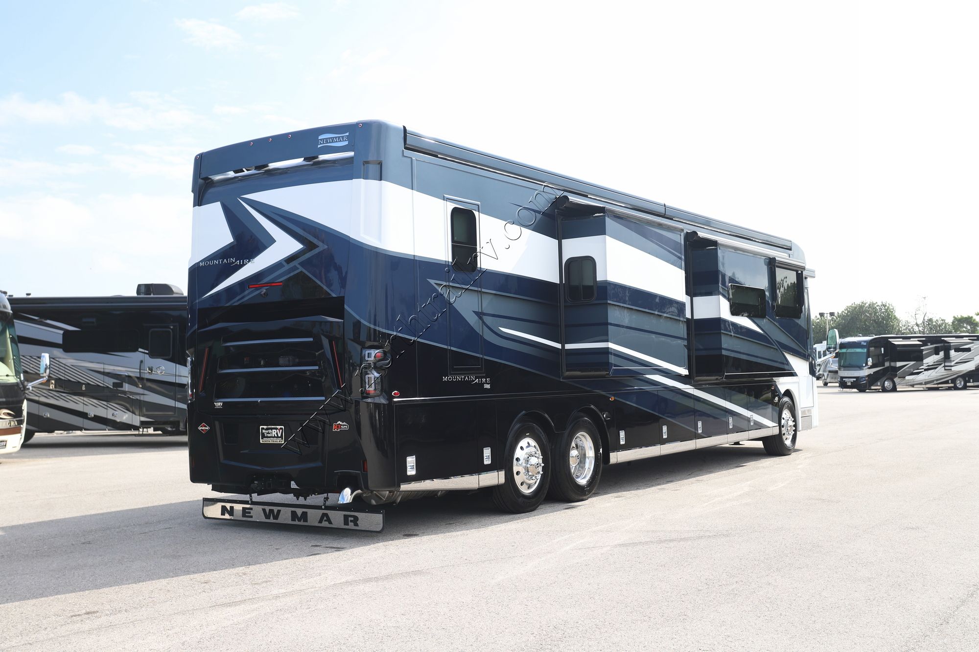 New 2025 Newmar Mountain Aire 4551 Class A  For Sale