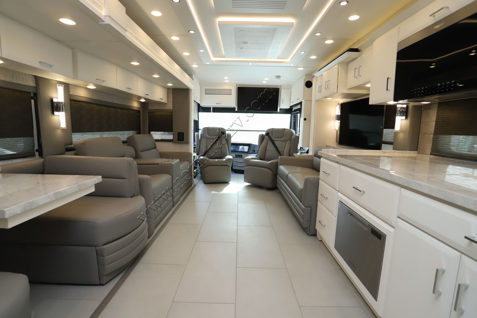 New 2025 Newmar Mountain Aire 4551 Class A  For Sale