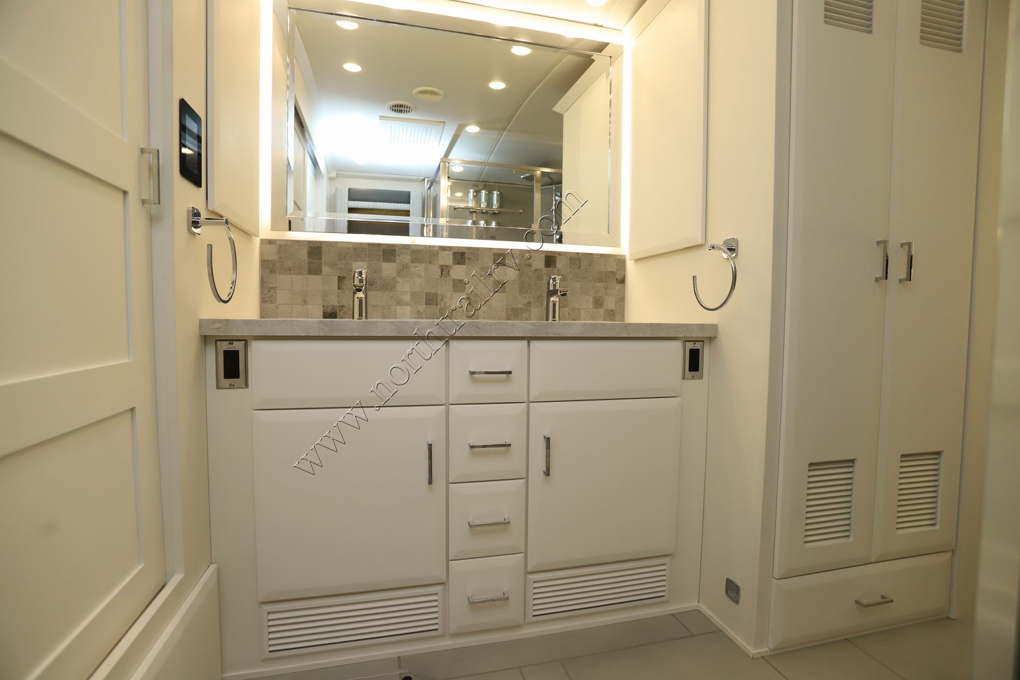 New 2025 Newmar Mountain Aire 4551 Class A  For Sale