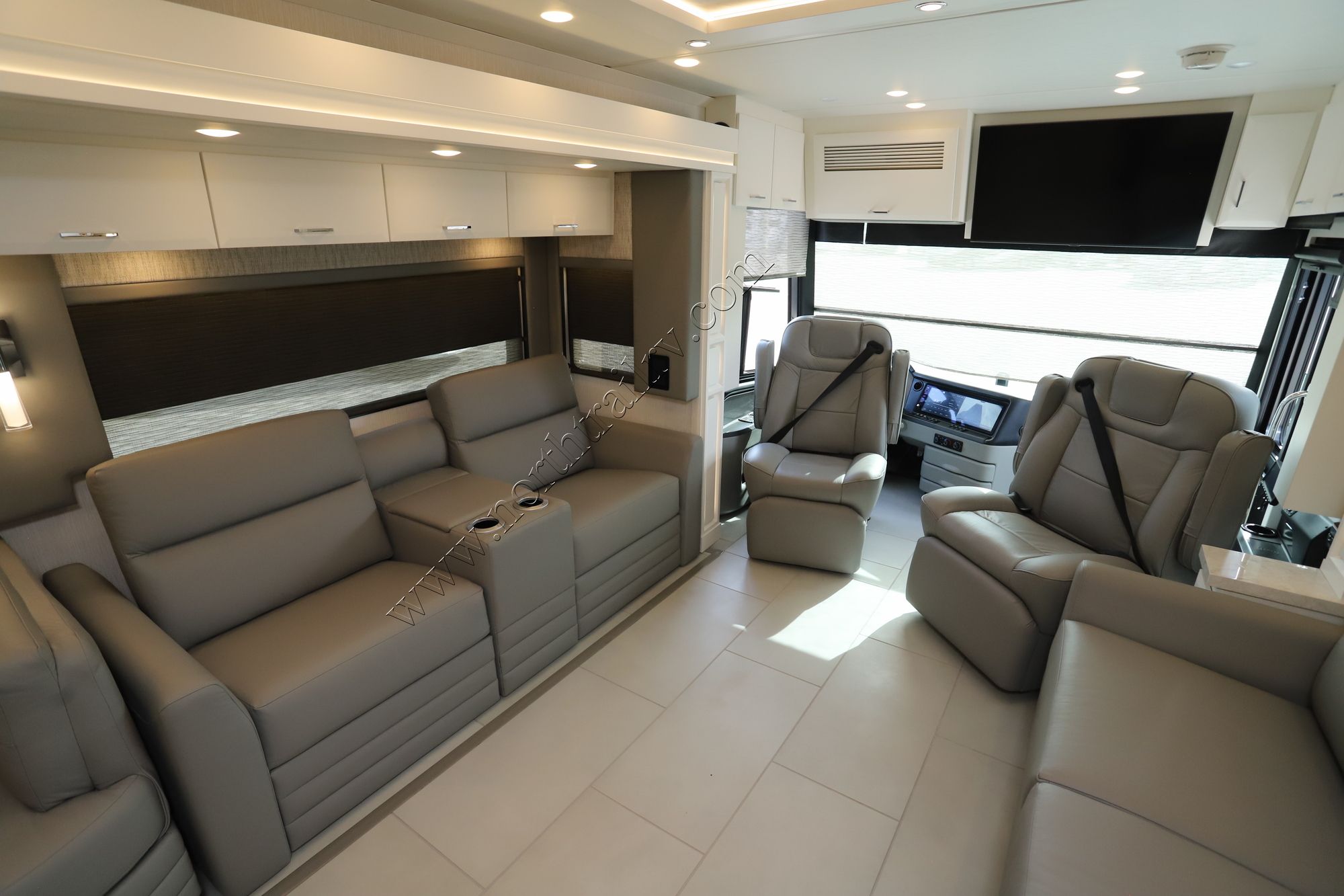 New 2025 Newmar Mountain Aire 4551 Class A  For Sale
