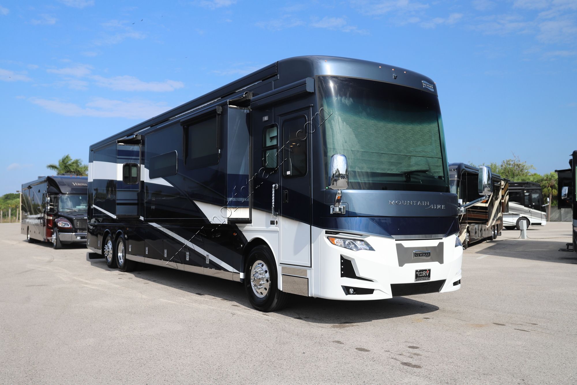 New 2025 Newmar Mountain Aire 4551 Class A  For Sale