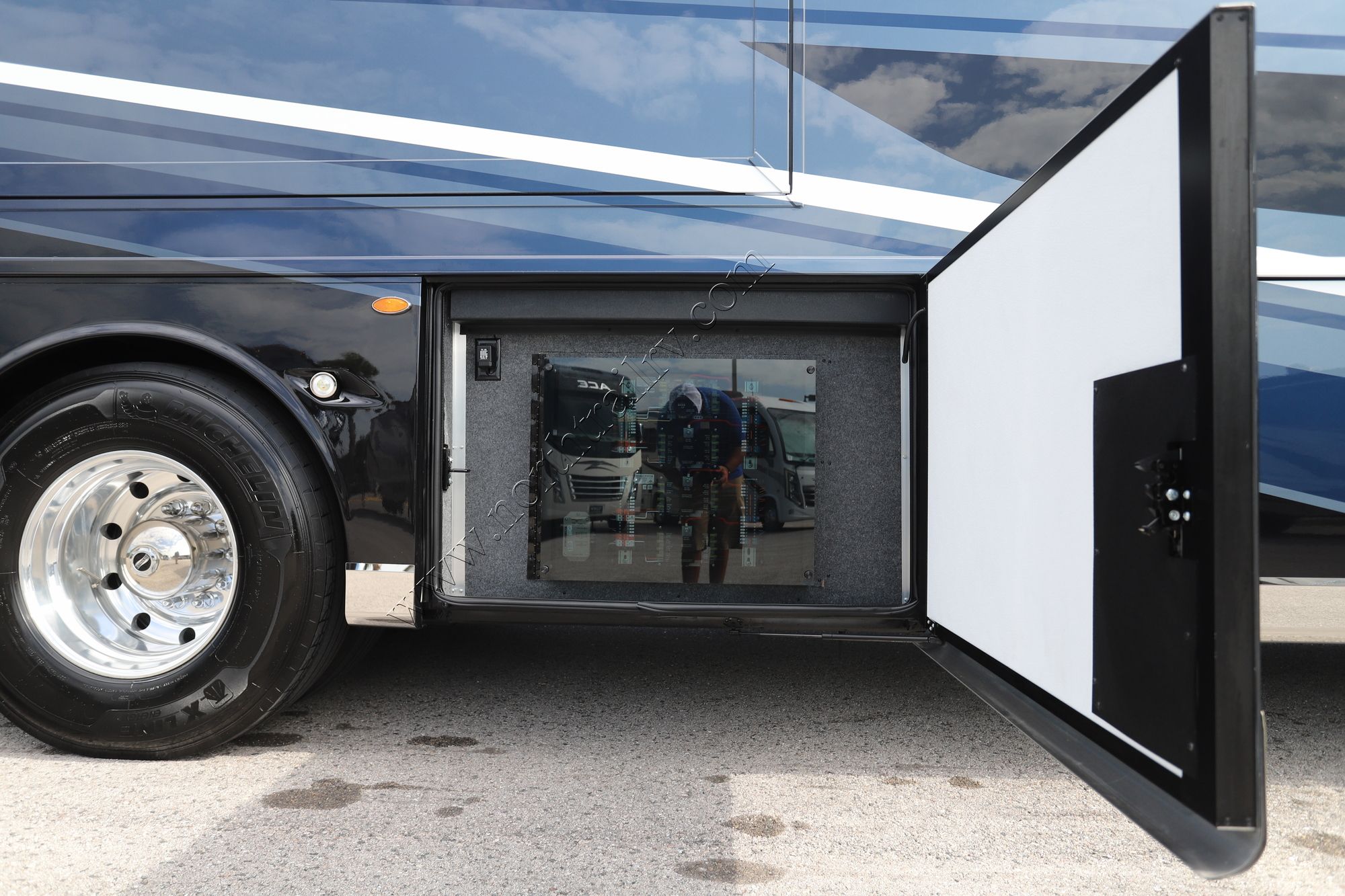 New 2025 Newmar Mountain Aire 4551 Class A  For Sale
