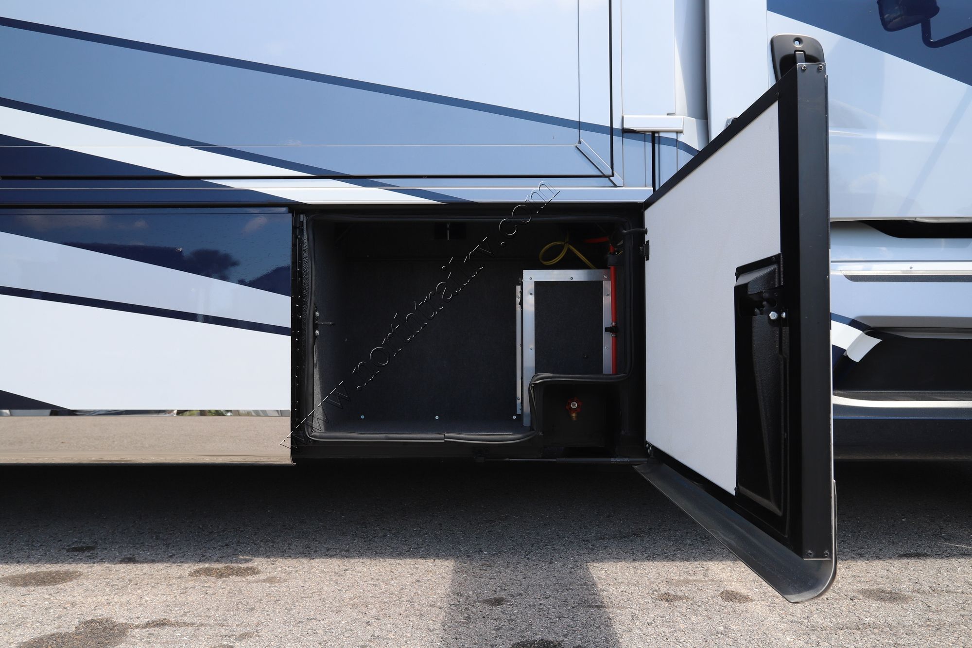 Used 2024 Newmar Super Star 4059 Super C  For Sale