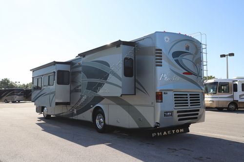 2007 Tiffin Motor Homes Phaeton 40QDH