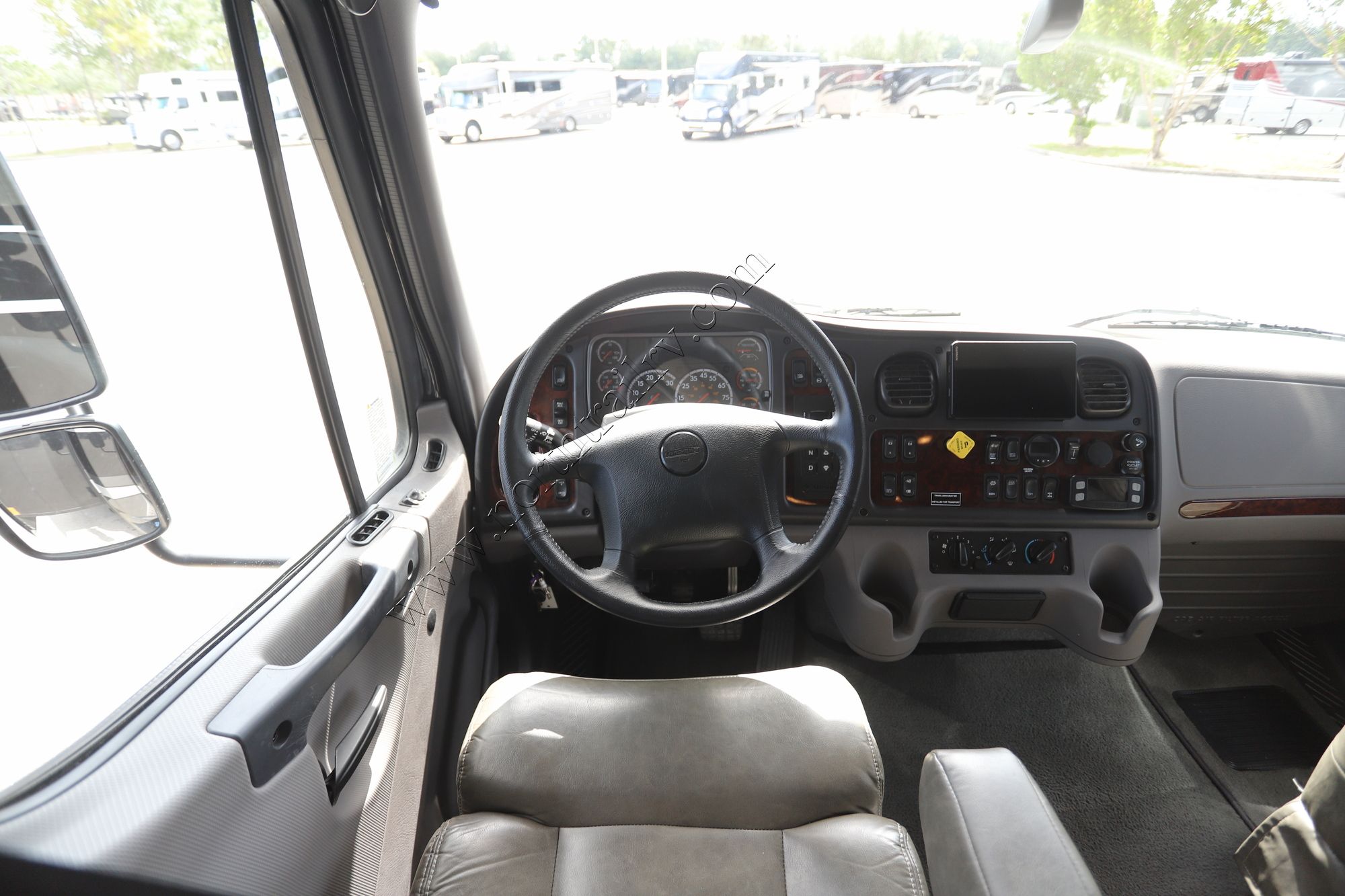 Used 2023 Renegade Rv Verona 40VBH Super C  For Sale