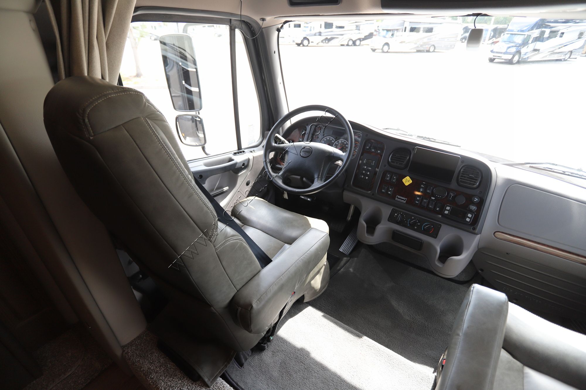 Used 2023 Renegade Rv Verona 40VBH Super C  For Sale