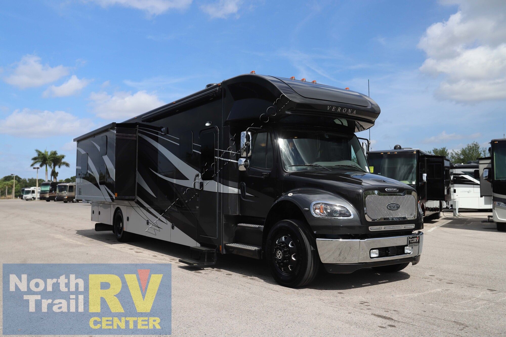 Used 2023 Renegade Rv Verona 40VBH Super C  For Sale