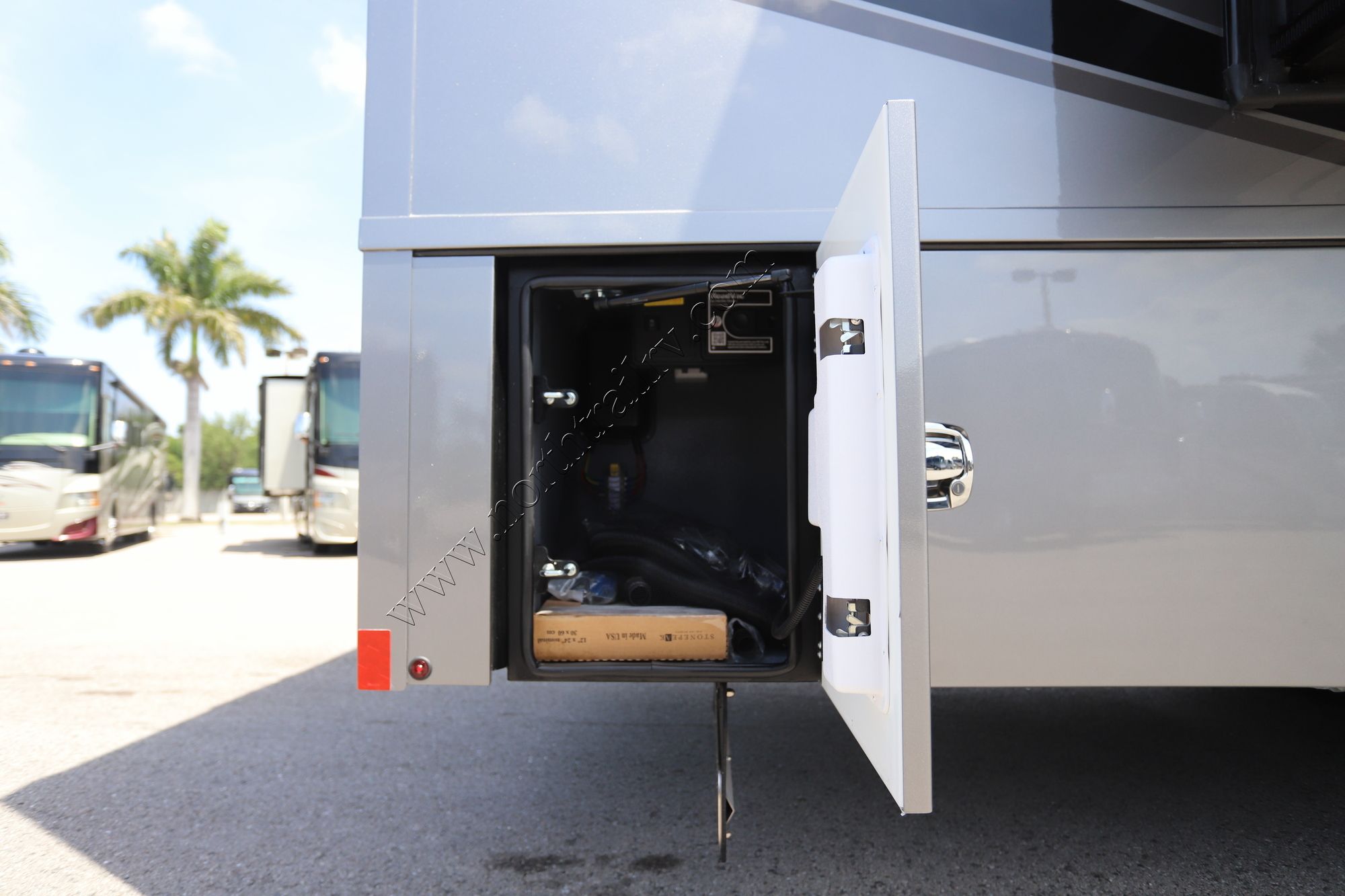 New 2025 Renegade Rv Classic 45CBF Super C  For Sale