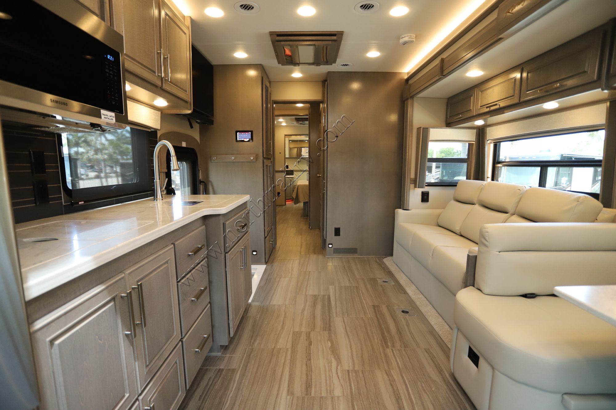 New 2025 Renegade Rv Classic 45CBF Super C  For Sale