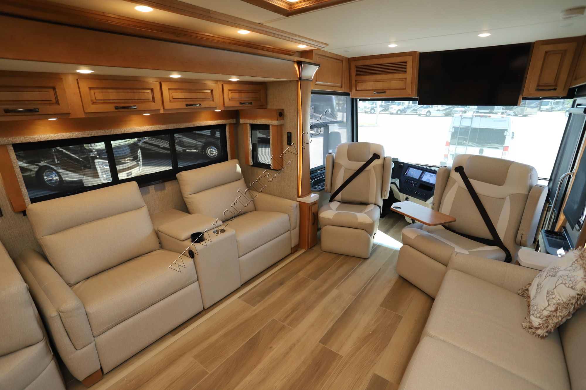 Used 2023 Newmar Dutch Star 4325 Class A  For Sale