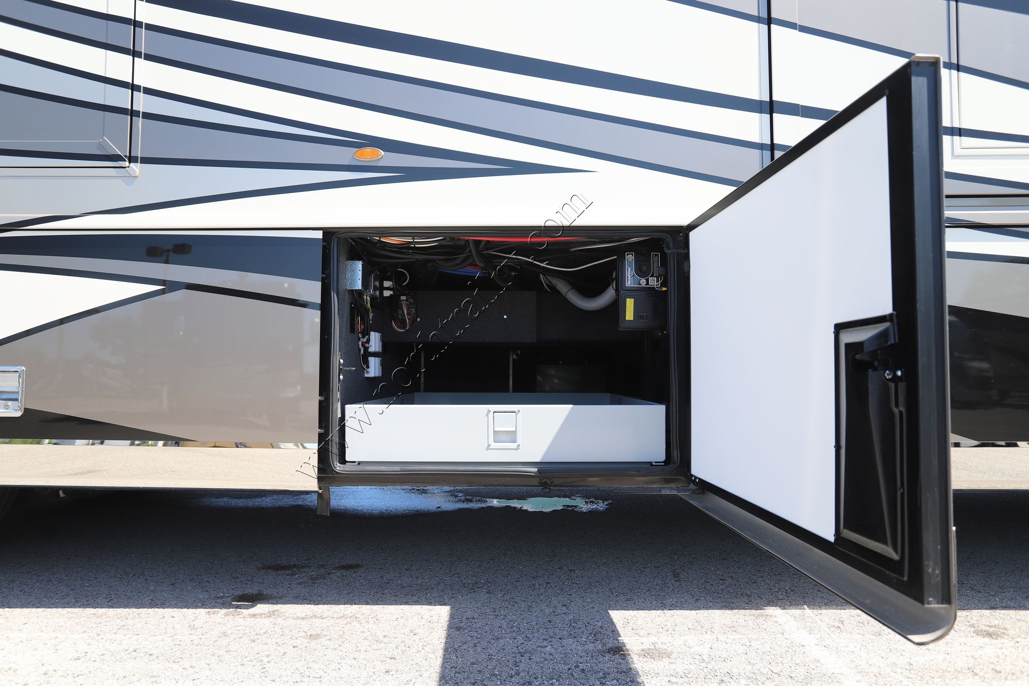 Used 2023 Newmar Dutch Star 4325 Class A  For Sale