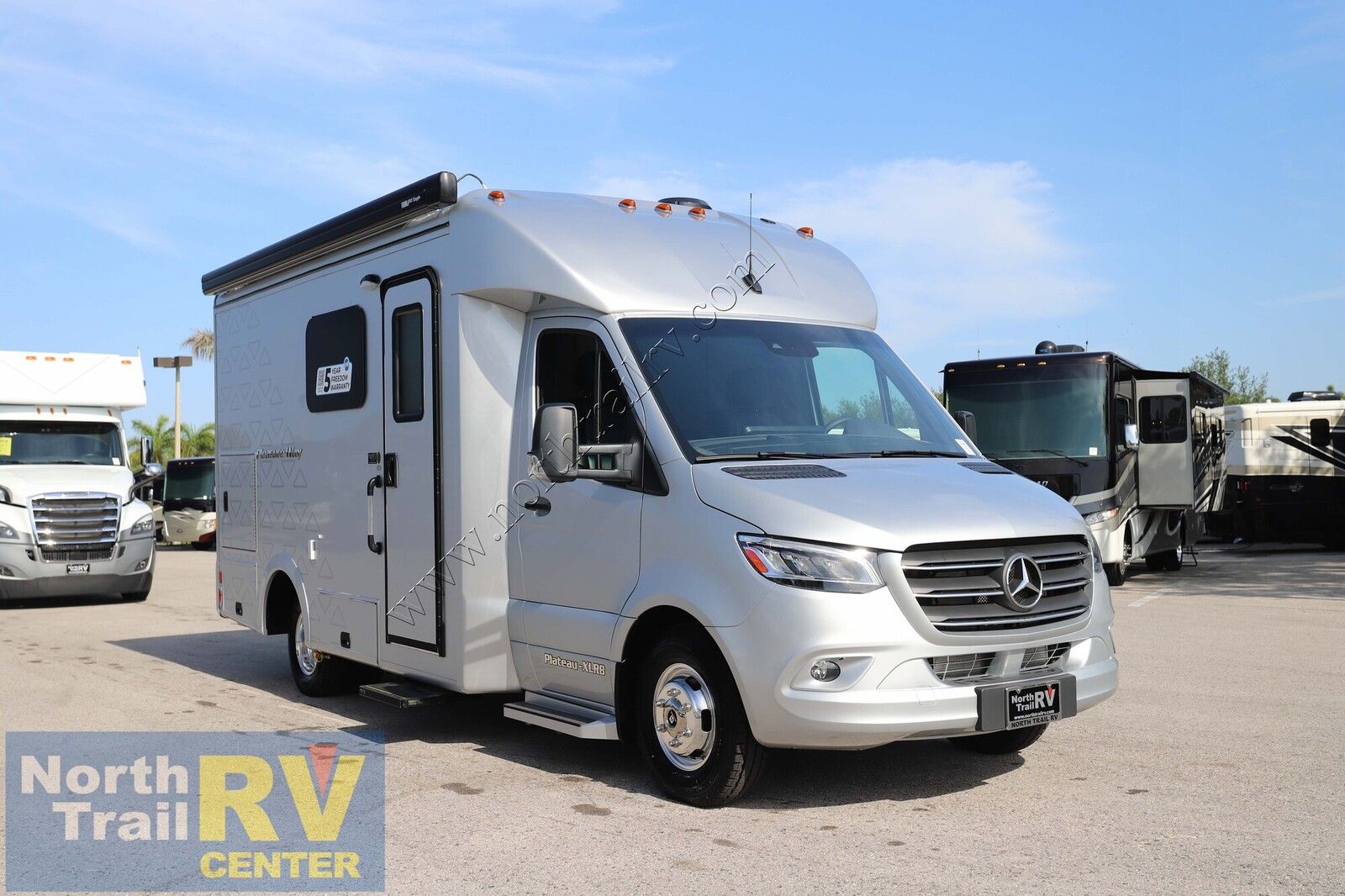 2025 Pleasure-Way Plateau XLRB 16400