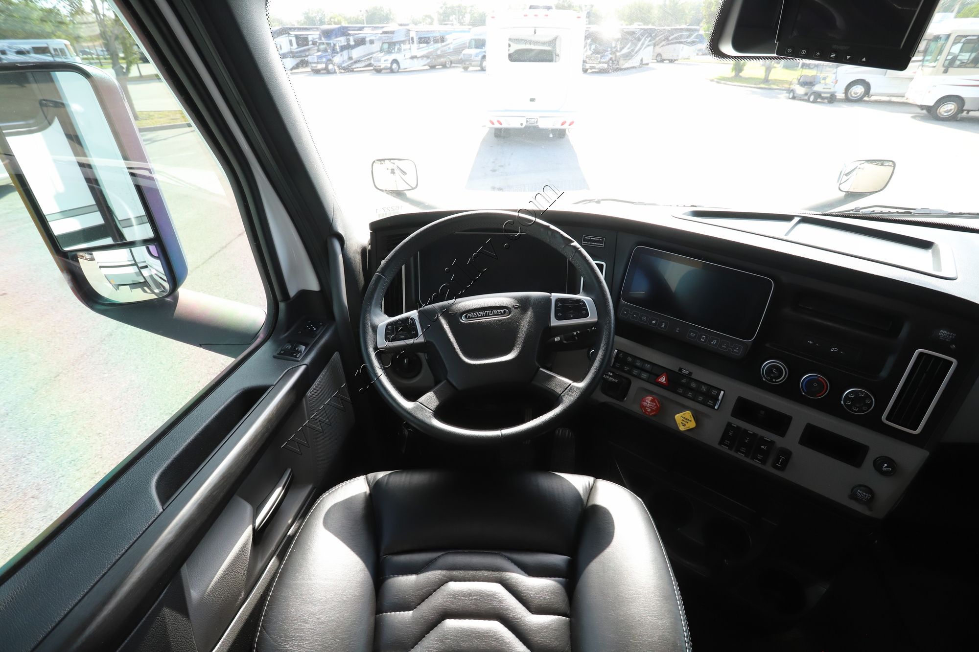 Used 2023 Renegade Rv Classic 45CMR Super C  For Sale