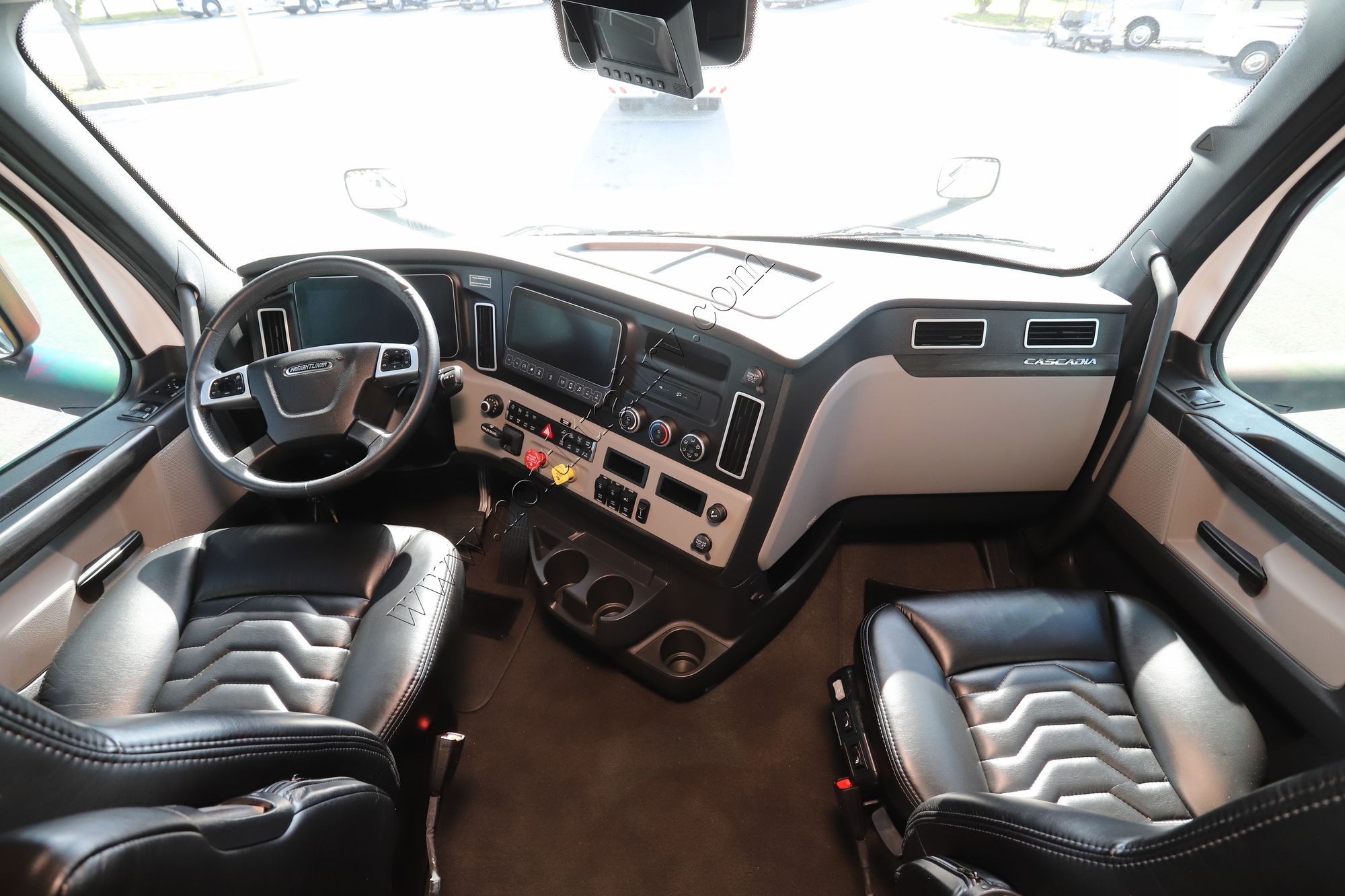Used 2023 Renegade Rv Classic 45CMR Super C  For Sale