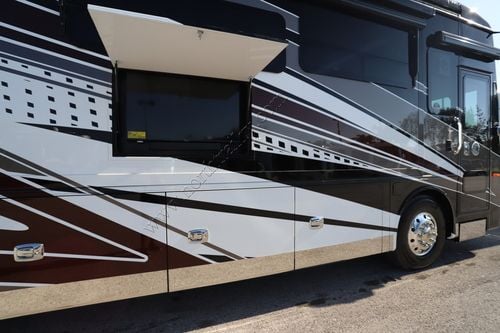 2025 Tiffin Motor Homes Allegro Bus 45OPP