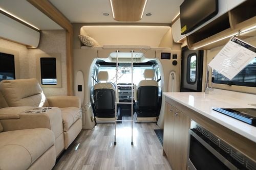 2026 Tiffin Motor Homes Wayfarer 25XRW