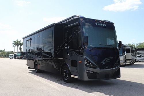 2026 Tiffin Motor Homes Phaeton 35CH