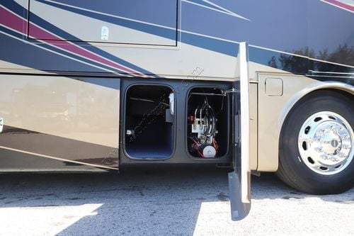 2016 Tiffin Motor Homes Phaeton 42LH